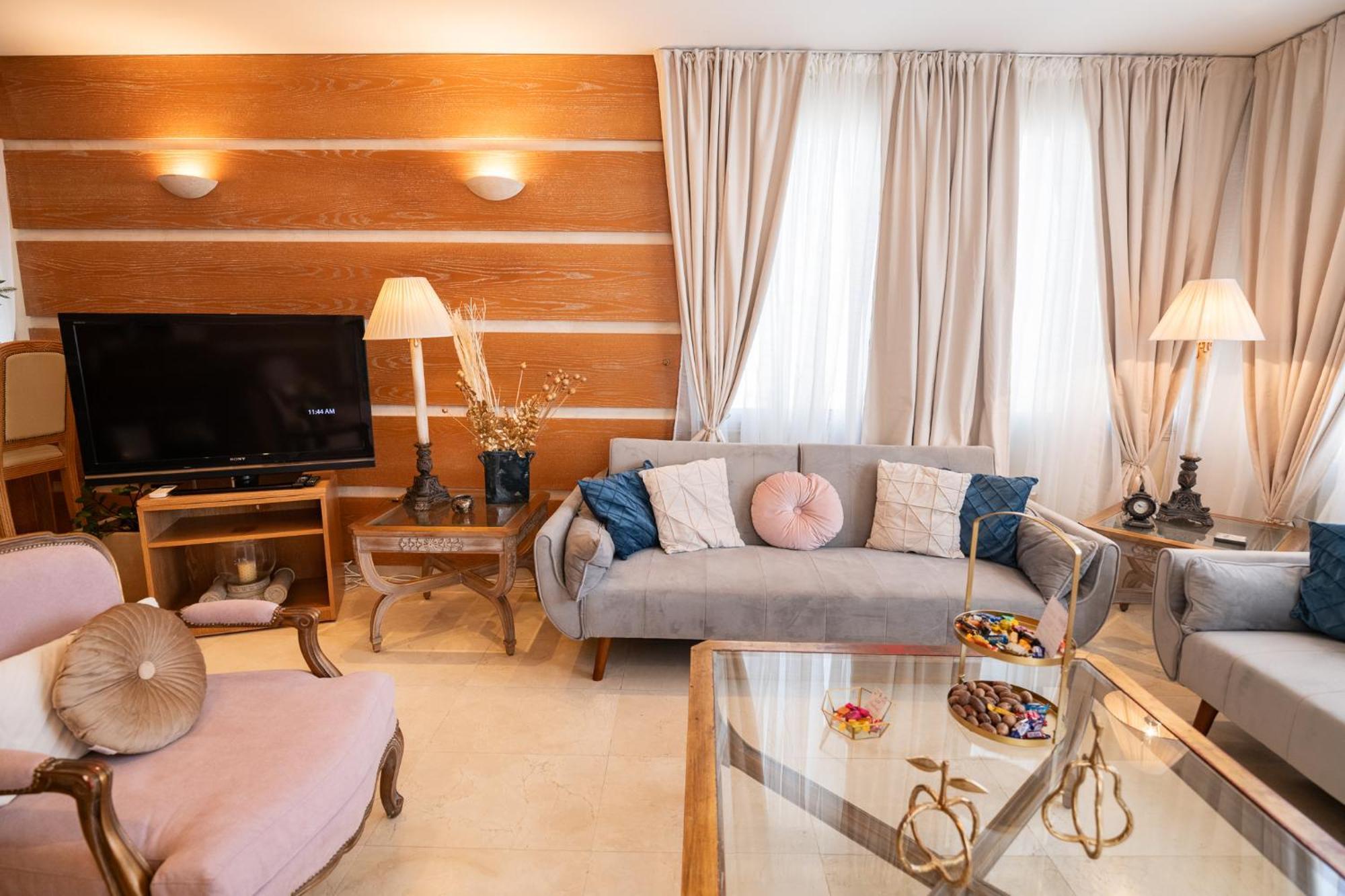 Quattro Beachfront Sea View Ap 4 Larnaca Exterior foto