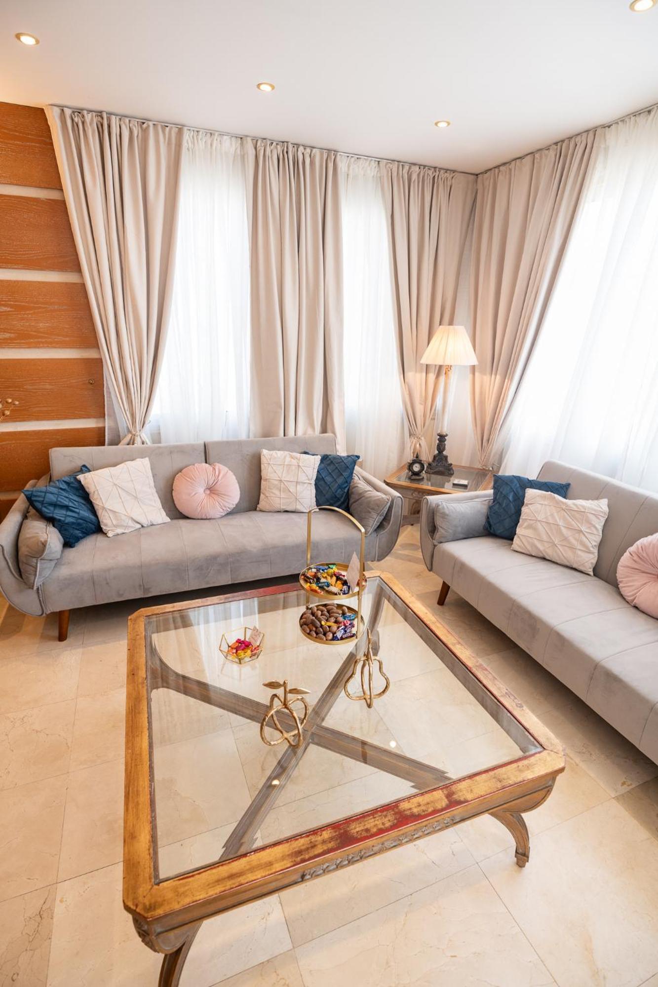 Quattro Beachfront Sea View Ap 4 Larnaca Exterior foto